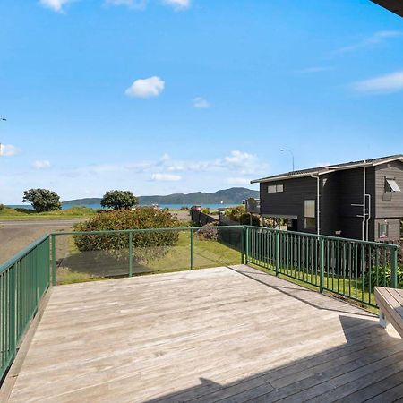 The Green Trout - Paraparaumu Beach Holiday Home 외부 사진