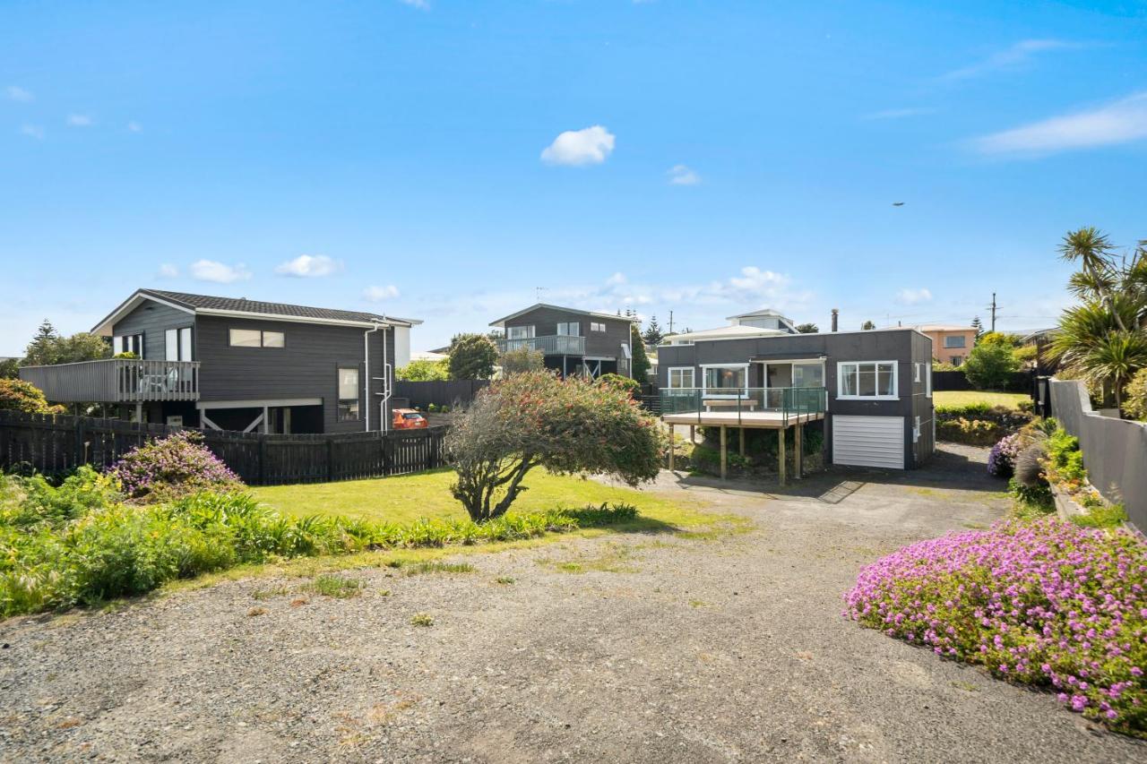 The Green Trout - Paraparaumu Beach Holiday Home 외부 사진